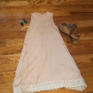 Sleeveless dress with pockets brand new with tags